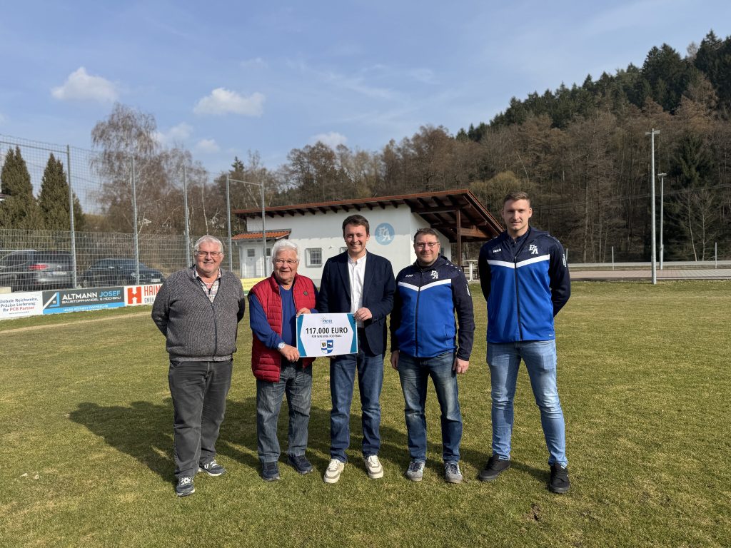 Walking_Football_Preidl_FI_quer